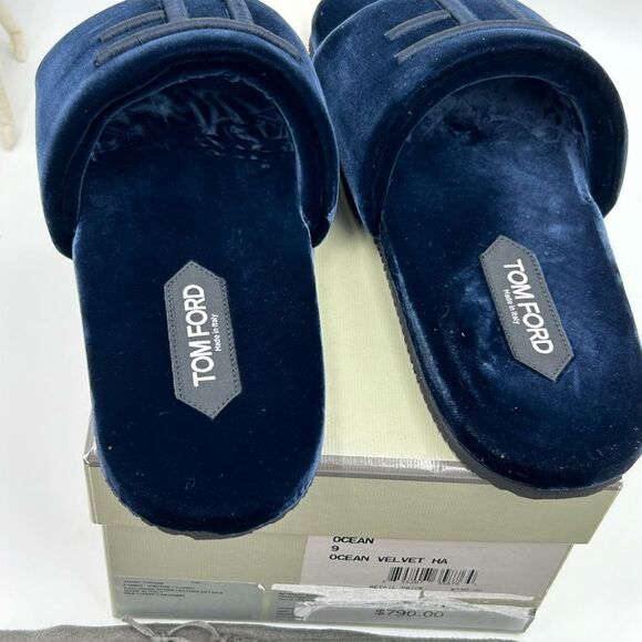 Men’s Tom Ford ocean blue velvet slippers size 9, made in Italy - Picture 5 of 9
